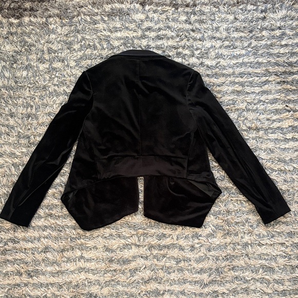 New ! Walter Baker Velvet Black Blazer, Size S - Picture 3 of 5